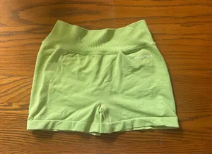 Green Peachy Bunz Athletic Shorts Size M thumbnail 1