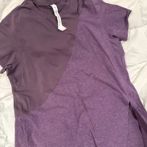 Lululemon Short Sleeve Shirt Purple Size 4 Size S/M thumbnail 8