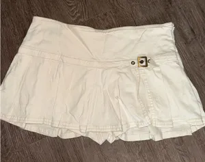 Urban Outfitters skort thumbnail 1
