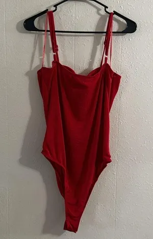 Red Bodysuit Size 3X thumbnail 3