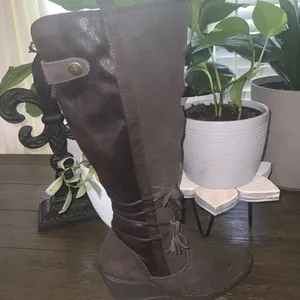 BareTraps Brown Over the Knee Brown Suede Fur Lined Wedge Boots Side Zipper 6M thumbnail 10