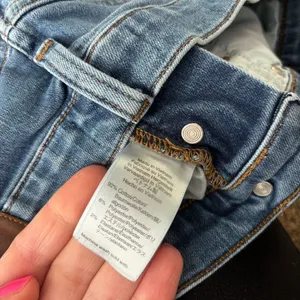 J. Crew Raw Hem Button Fly Cropped Vintage Straight Jeans thumbnail 10