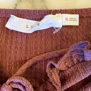NWOT LUSH WOMEN'S PLUM LONG SLEEVE CINCH FRONT KNIT TOP Cropped M thumbnail 6