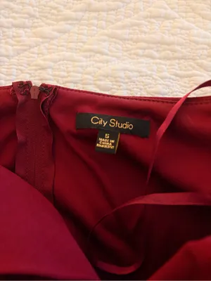 City Studio One-Shoulder Ruffle Cocktail Dress in Burgundy thumbnail 2