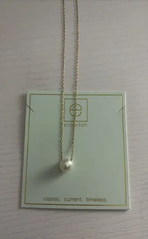 ENewton Necklace pearl thumbnail 1