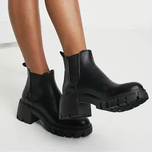 Steve Madden Hadlee Chelsea Boots Black Pull On Lug Size 10 thumbnail 1