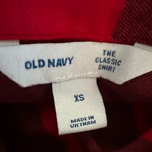 Old Navy Shirt Women's Extra Small Classic Fit Red Buffalo Plaid Flannel thumbnail 4