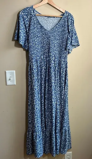 Unbranded Floral Smocked Maxi Dress 2XL Blue Womens Ruffle Tiered Flutter Sleeve thumbnail 1
