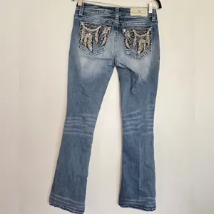 Miss Me Low Rise Bootcut Fethers Women's Blue Jeans thumbnail 3