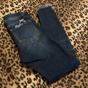 KanCan Jeans Mid Rise Ankle Distressed Skinny Jeans Women’s Size 0 /… thumbnail 15