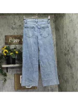 NWT Aqua Distressed High Rise Wide Leg Jeans AQ9142C-M Medium Wash Blue 27 thumbnail 2