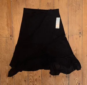 Silence + Noise Black Midi Skirt thumbnail 1