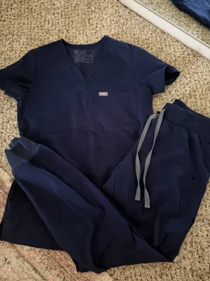 Figs scrubs set  thumbnail 1