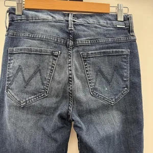 Mother Denim High Waisted Looker Jeans in Here Kitty, Kitty‎ Glitter Racer Sz 25 thumbnail 7