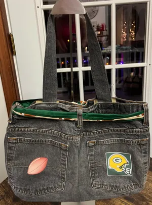 Handmade | Green Bay Packers Denim Purse. thumbnail 18