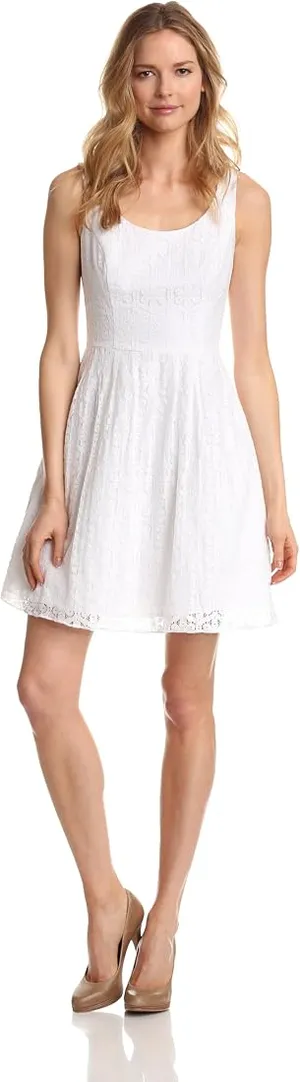 LILLY PULITZER Posey Dress in White FLIRTY FEMININE Size 4 Lace thumbnail 1