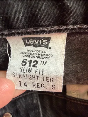 Vintage Levi's 512 High Rise Slim Fit Tapered Leg Jeans Y2K Size 14 Reg Black thumbnail 3
