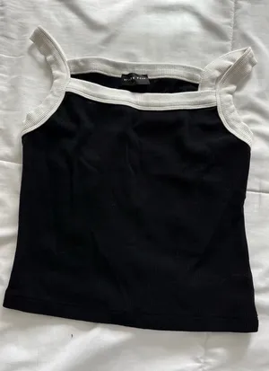 White Fox Boutique Crop Top thumbnail 1