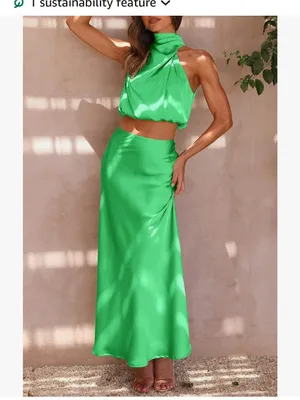High-Waist Green Maxi Skirt Set with Draped Halter Top thumbnail 6
