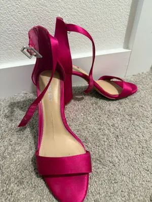 Gianni Bini Heels thumbnail 1