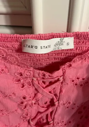 State Altar'd Top thumbnail 2