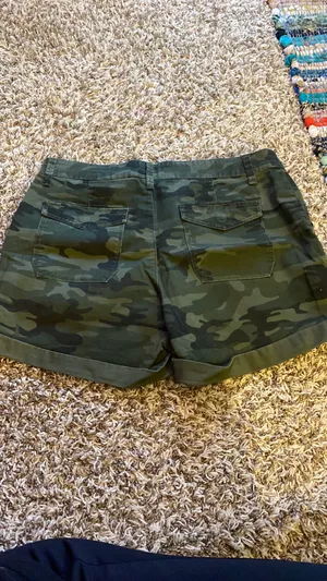 Time & Tru Utility Shorts thumbnail 2
