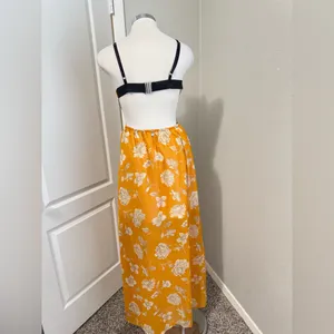 Stone‎ Row Mustard Open Back Floral Maxi Dress Size Small thumbnail 6