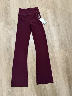 Vuori Allthefeels Straight Leg - Cerise- Small thumbnail 4