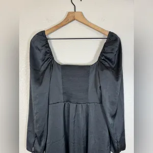 Aritzia Wilfred Bridgerton Satin Black long Sleeve Midi Dress size 8 $168 thumbnail 8