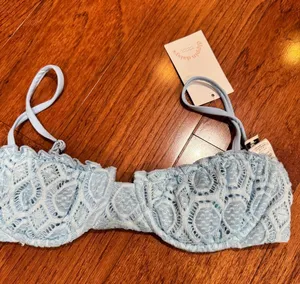 Dippin Daisys Light blue lace bikini top nwt size S thumbnail 1