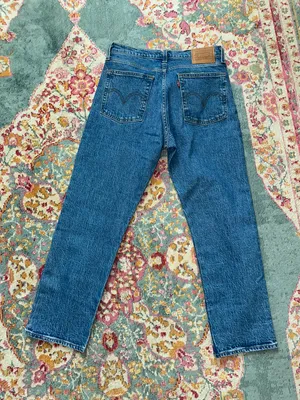 Wedgie Straight Jeans thumbnail 4