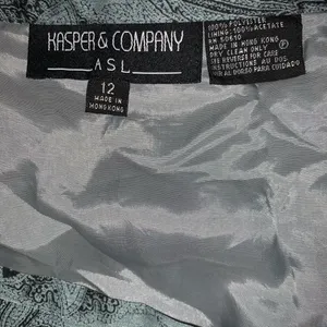 Vintage Kasper & Company Gray/black paisley wrap maxi skirt size 12 thumbnail 4