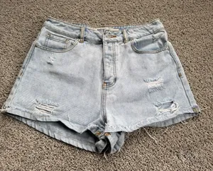 Brandy Melville Light Wash Denim Jeans Shorts Size 29 Button Fly 100% Cotton thumbnail 1