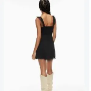 Aritzia Wilfred Black Fete Dress size 4 thumbnail 4