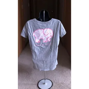 Ivory Ella T-Shirt Size Medium thumbnail 2