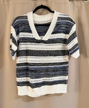 Source Unknown White and Navy Striped V‑Neck Knit Top thumbnail 1