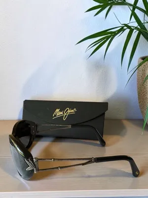 Maui Jim Alana MJ-215-17 Black Polarized Sunglasses Japan w/ Case thumbnail 4