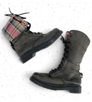 Dr. Martens Triumph Boots Leather Pirate Style Fold Down Tartan Plaid Lining 7 thumbnail 1