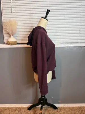New York & Company Deep Plum Open-Back Hooded Long Sleeve Top thumbnail 5