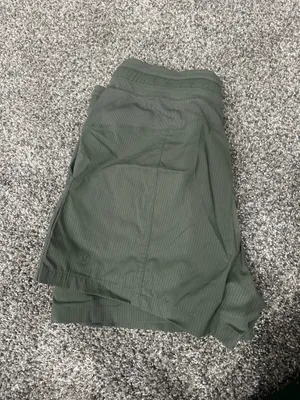 Lululemon Shorts thumbnail 3