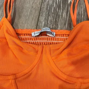 Stradivarius Orange Underwire Corset Cropped Top thumbnail 2