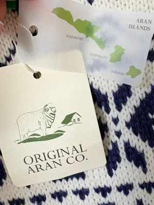 Original Aran Co Women Fair Isle Crew Neck Aran Sweater M cream 100% Merino woo thumbnail 5