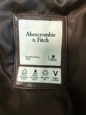 Abercrombie & Fitch Oversized Vegan Leather Diamond Puffer Sz M thumbnail 10