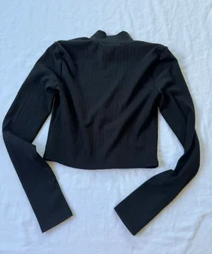 Revolve BLACK TOP XS thumbnail 3