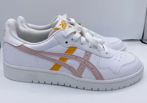 ASICS low-top lightweight comfortable sneakers with striped detail thumbnail 11