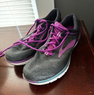 Brooks Pure Cadence Running Shoes purple black, size 11 thumbnail 1