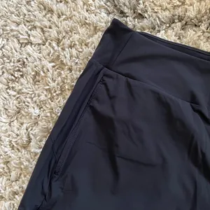 NWT NIKE Dri-FIT Bliss Mid-Rise 7/8 Joggers thumbnail 4