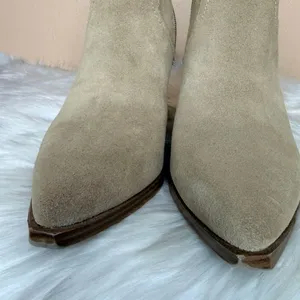 Steve Madden Cate Sand Suede Block Heel Pointed Toe Pull On Ankle Boots Size 8 thumbnail 5