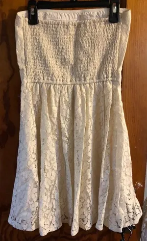 Hollister Off White Lace Strapless dress thumbnail 2