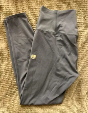 Vuori AllTheFeels Leggings- Regular Length Blue Quartz thumbnail 1